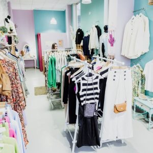 Fotos de la tienda de Oreiro Moda en Camariñas